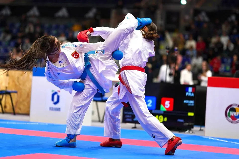 Kumite: a kick to the head