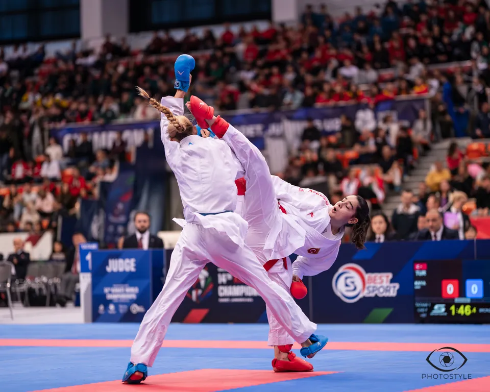 Kumite: a high kick